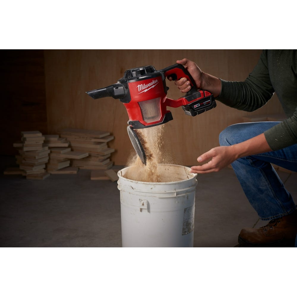 Milwaukee 0882-20 M18 Compact Vacuum, Tool Only