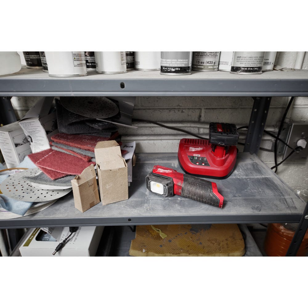 Milwaukee 2127-20 M12 1000-Lumen Paint and Detailing Color Match Light, Bare Tool