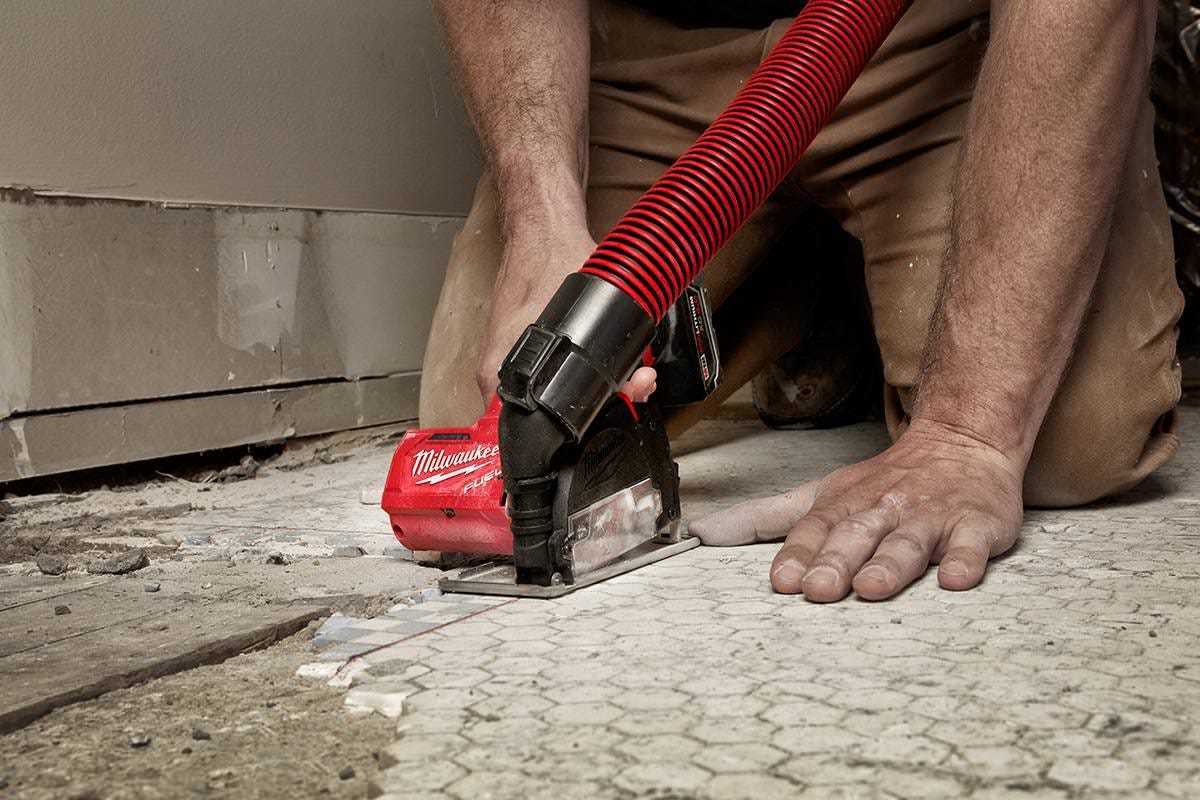 Milwaukee 2522-21XC M12 FUEL 3-Inch Compact Cut Off Tool 4.0Ah Kit