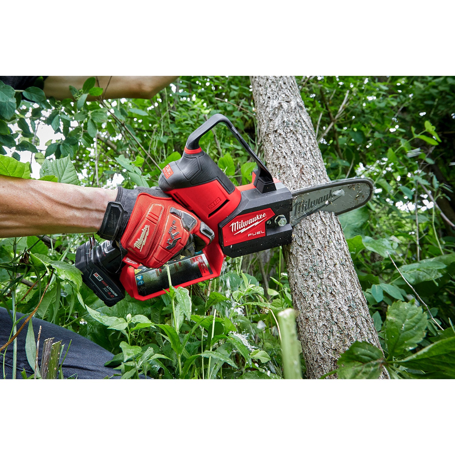 Milwaukee 2527-20 M12 FUEL HATCHET 6-Inch Pruning Saw, Tool Only