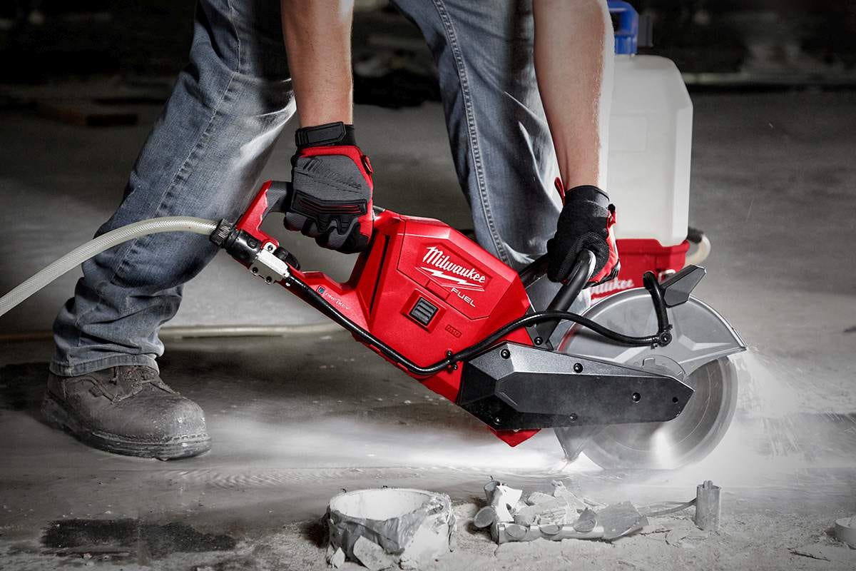 Milwaukee 2786-22HD M18 FUEL Brushless Cordless 9-Inch Cut-Off Saw with ONE-KEY 12.0Ah Kit