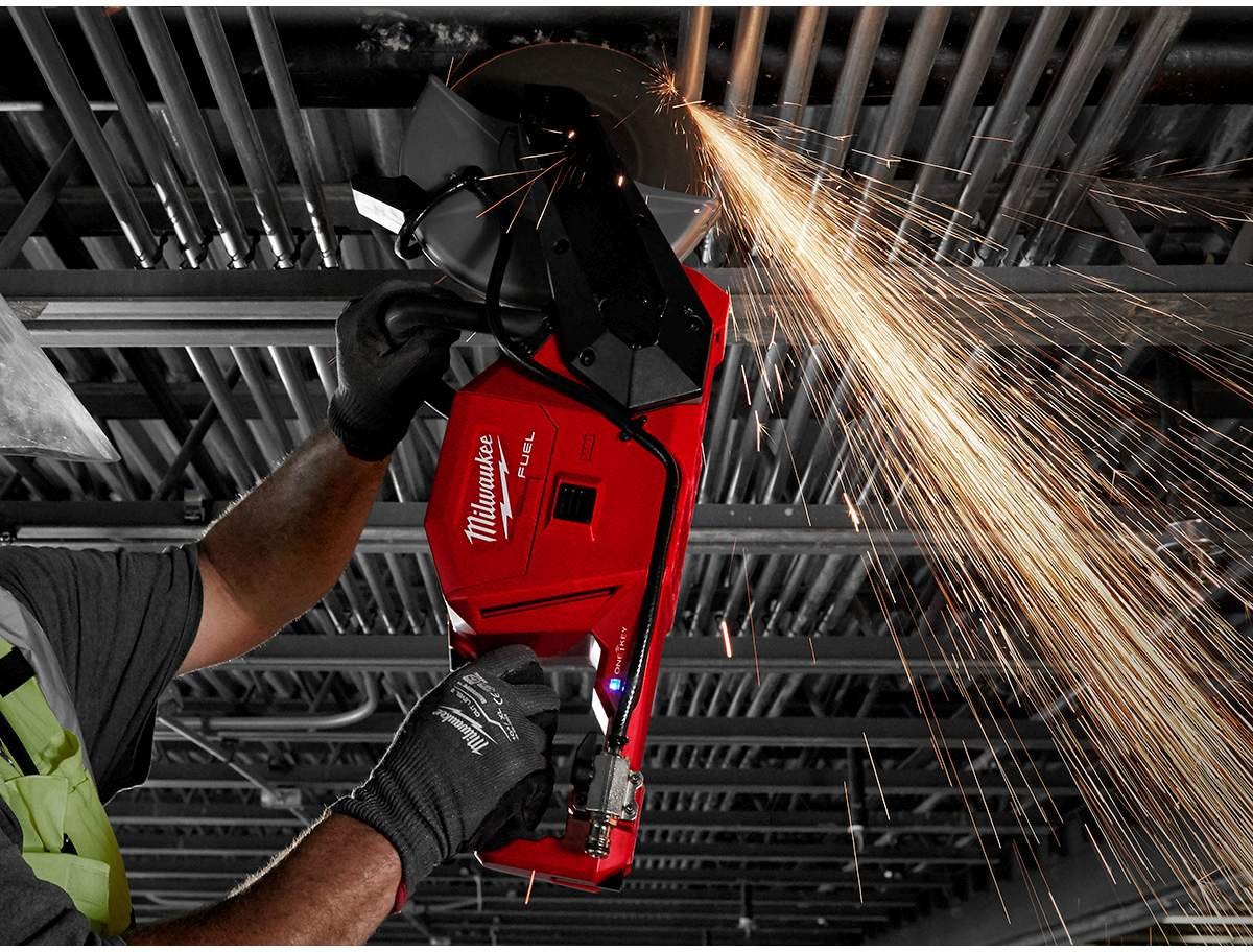 Milwaukee 2786-22HD M18 FUEL Brushless Cordless 9-Inch Cut-Off Saw with ONE-KEY 12.0Ah Kit
