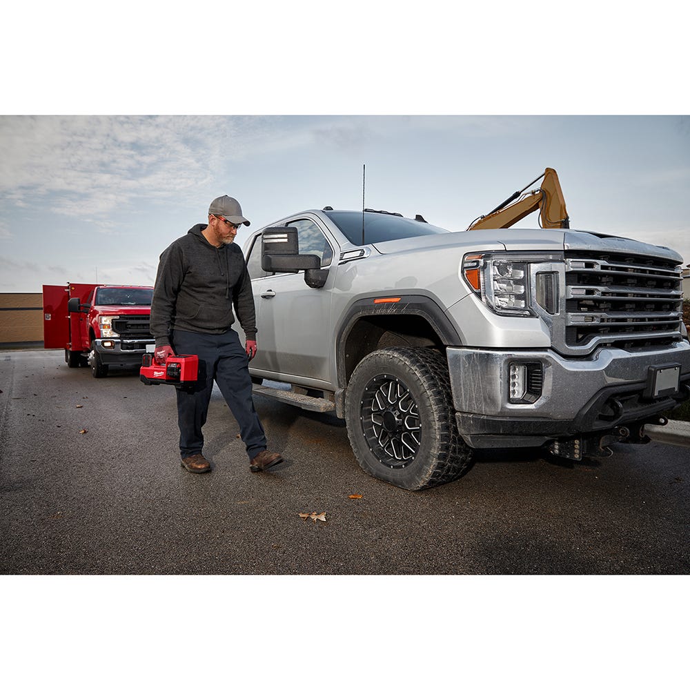 Milwaukee 2848-20 M18 Compact Tire Inflator, Tool Only