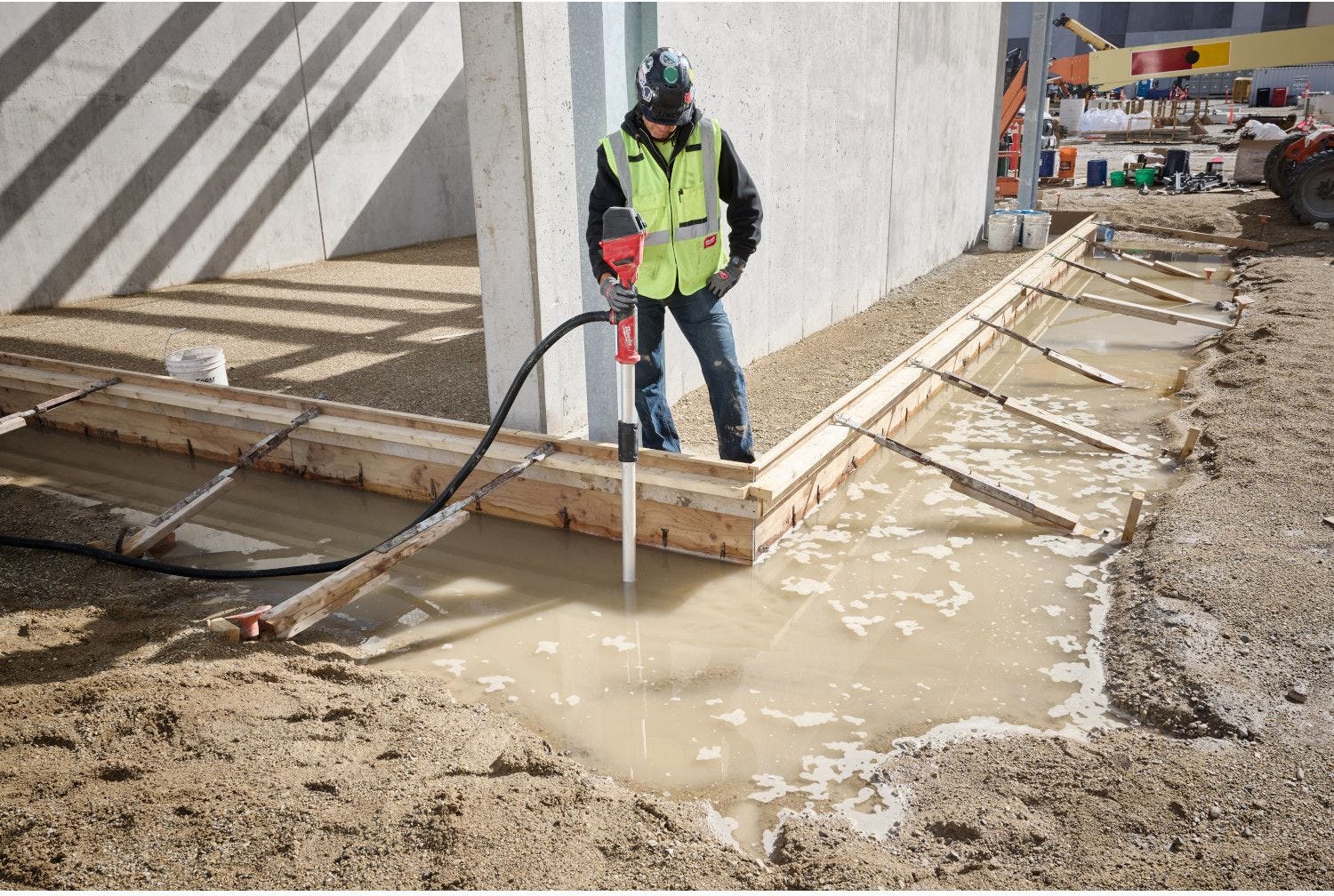 Milwaukee 2940-20 M18 Brushless Stick Transfer Pump