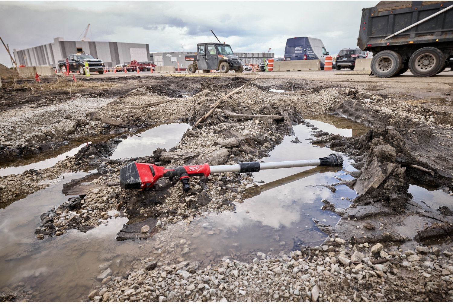 Milwaukee 2940-20 M18 Brushless Stick Transfer Pump