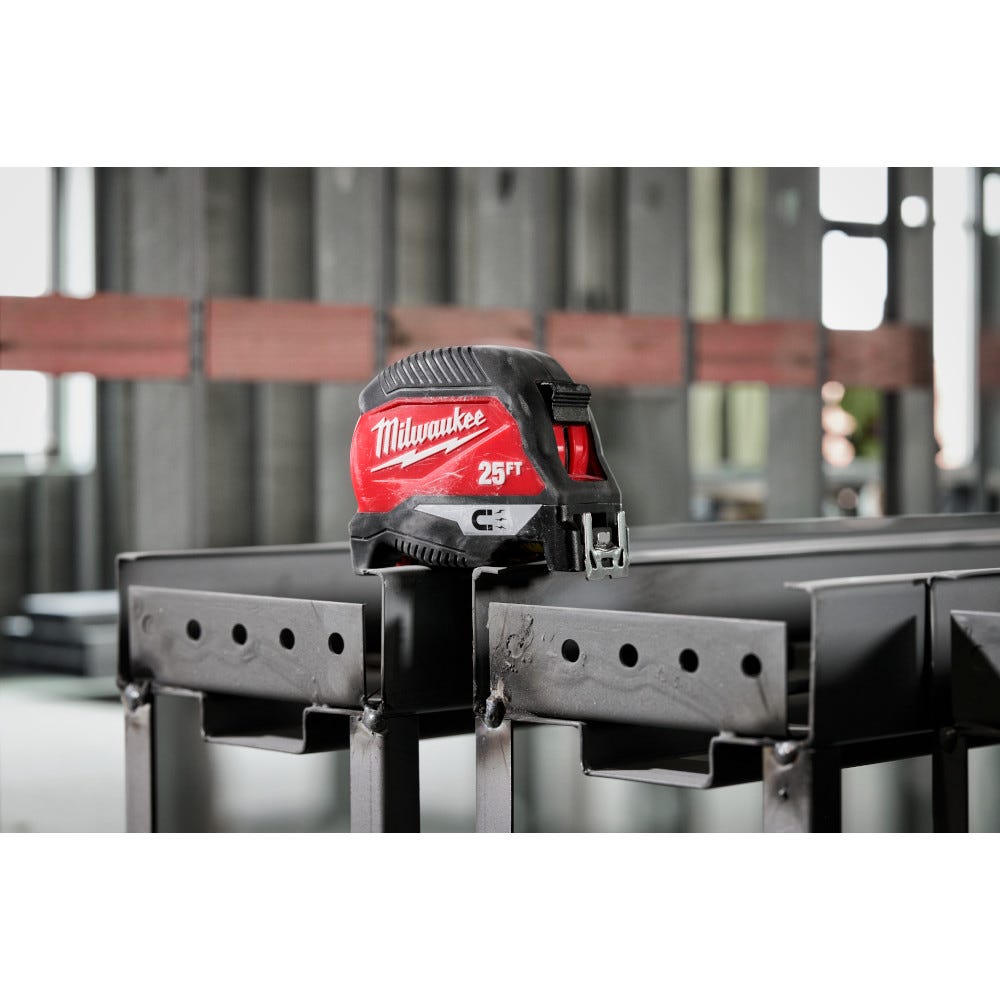 Milwaukee 48-22-1025M 25 ft. Magnetic Tape Measure