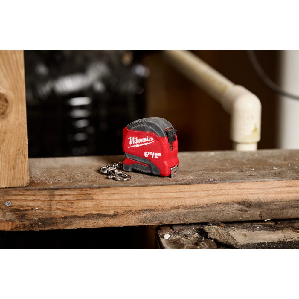 Milwaukee 48-22-1706 6 ft./2m Keychain Tape Measure