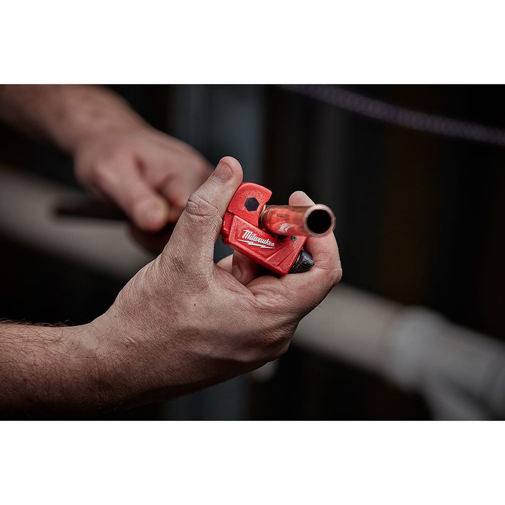 Milwaukee 48-22-4251 1" Mini Copper Tubing Cutter