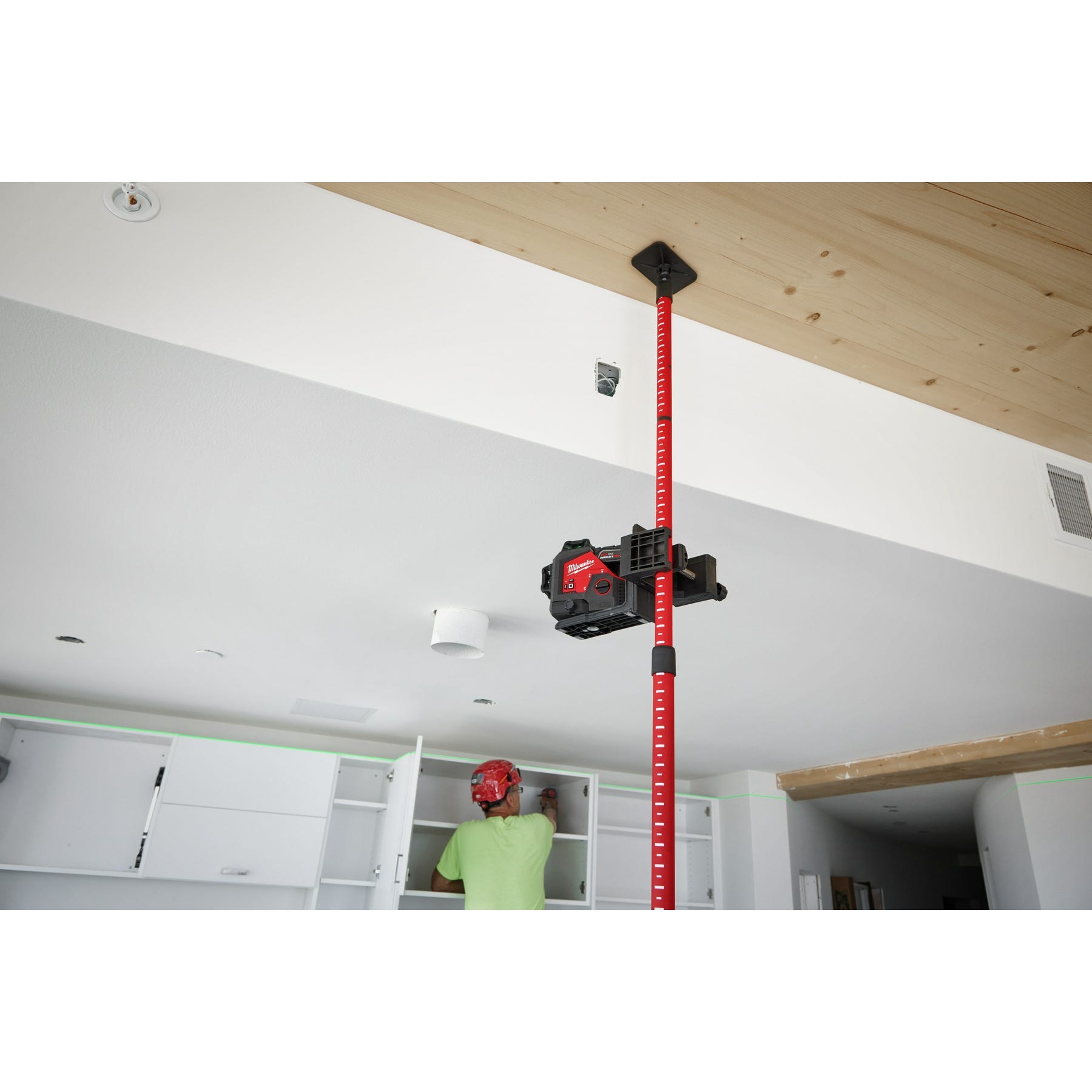 Milwaukee 48-35-1511 12' Telescoping Laser Pole