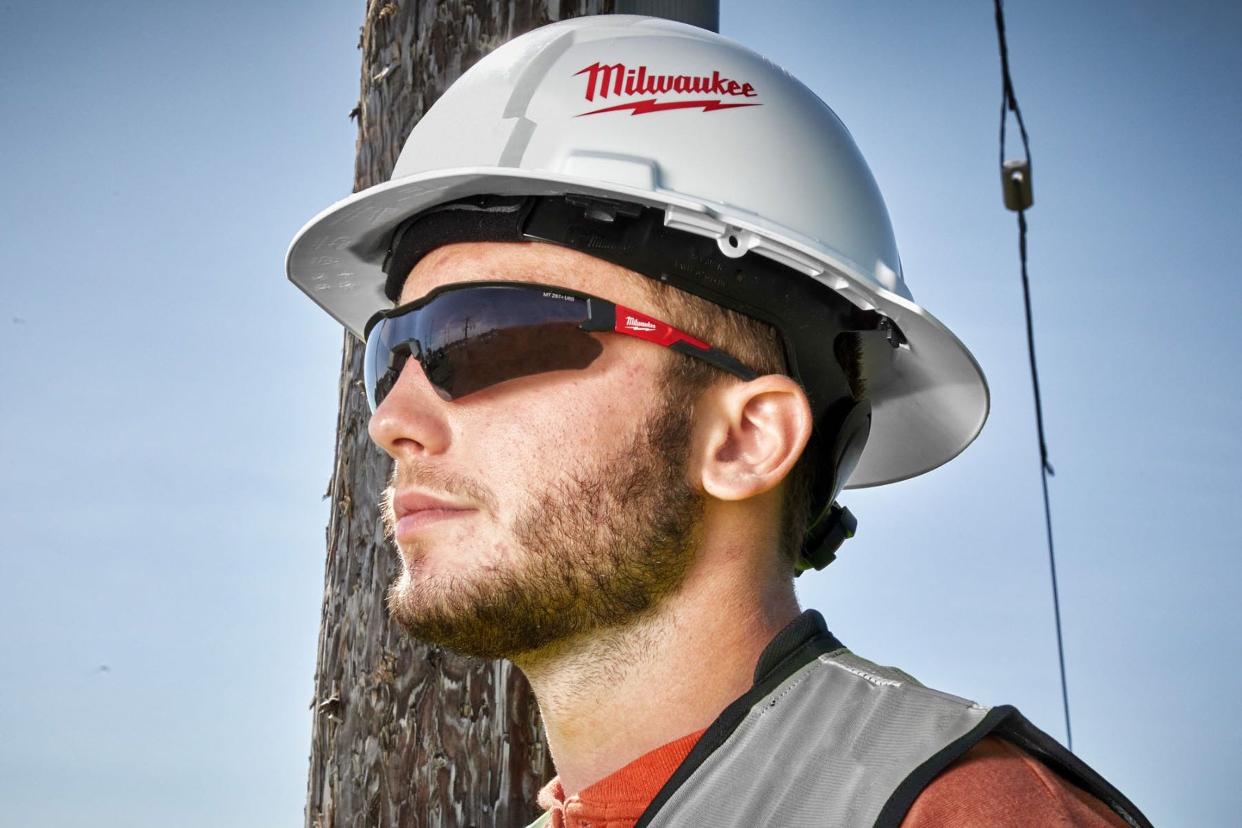 Milwaukee 48-73-2054 Safety Glasses with Tinted Anti-Scratch Lenses, 3-Pack