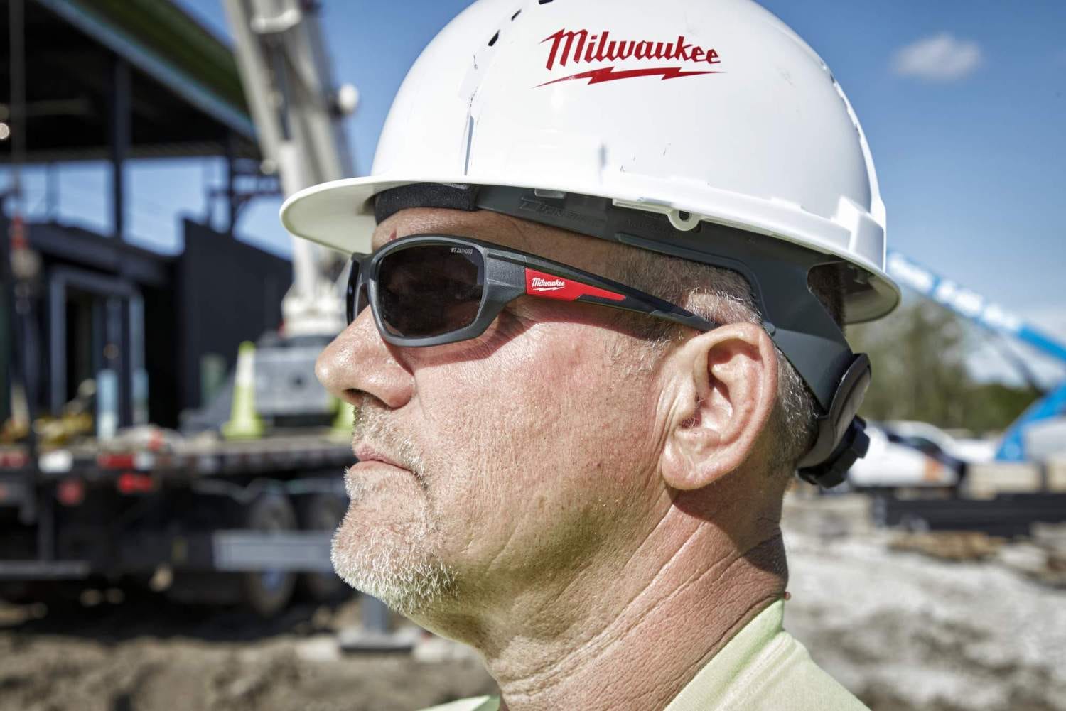 Milwaukee 48-73-2025 Tinted High Performance Safety Glasses