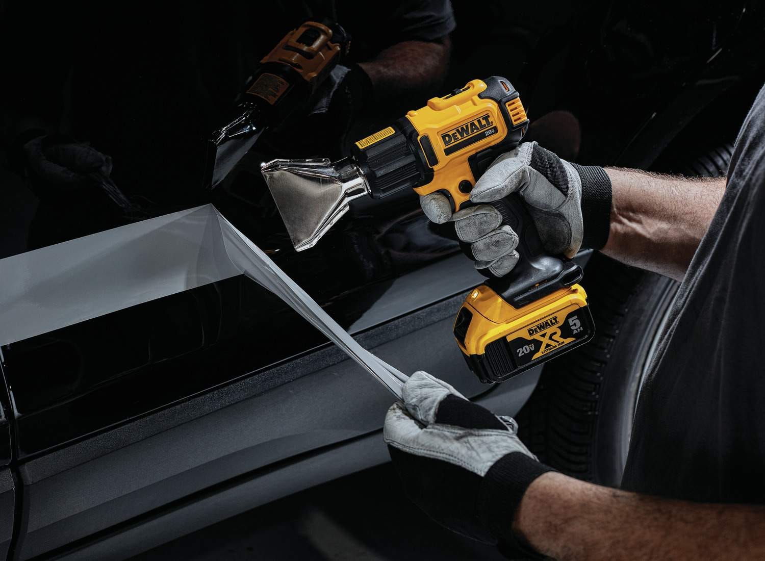 DeWalt DCE530P1 20V MAX Heat Gun 5.0ah Kit