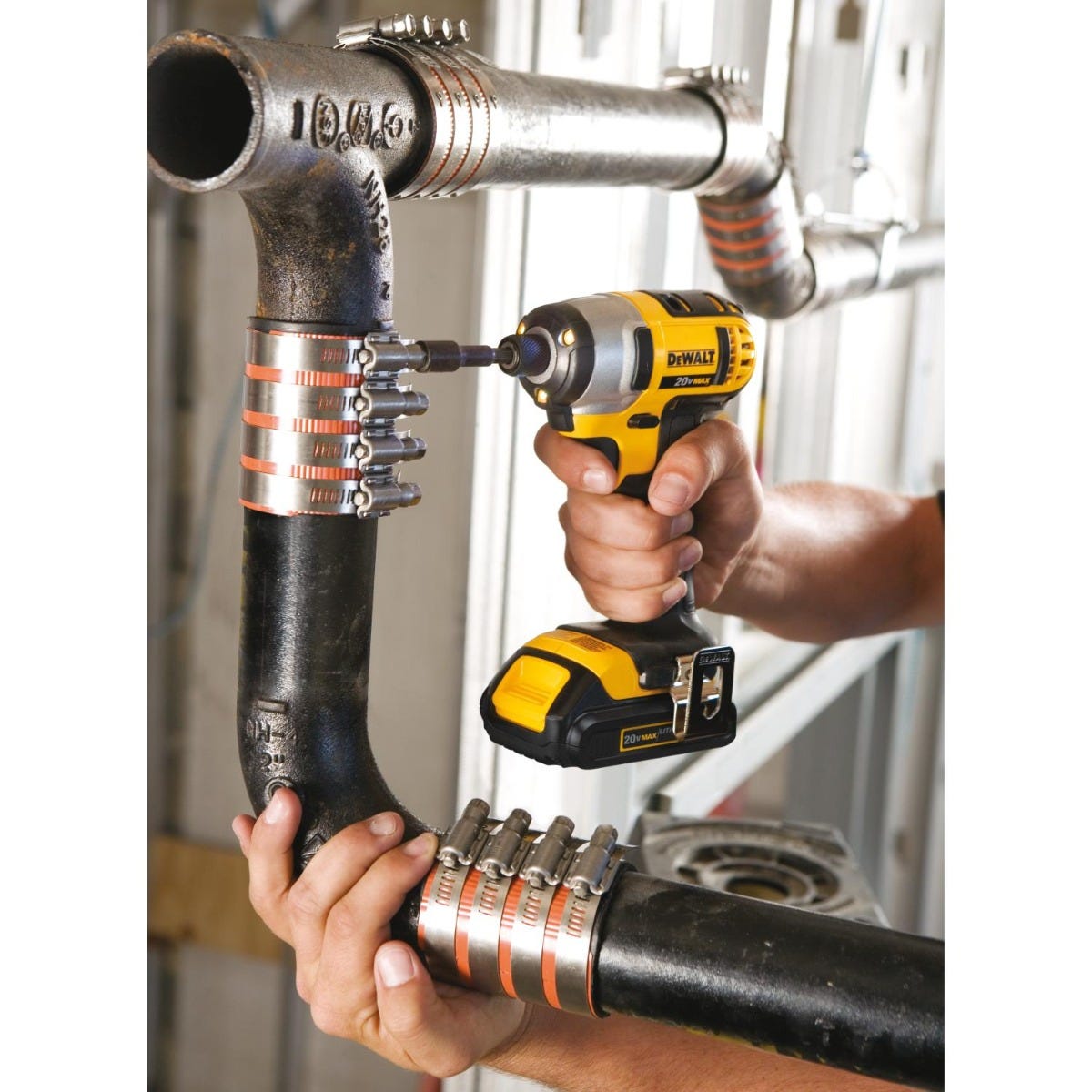 DeWALT DCK551D1M1 20V MAX Contractor's Cordless 5-Tool Combo Kit