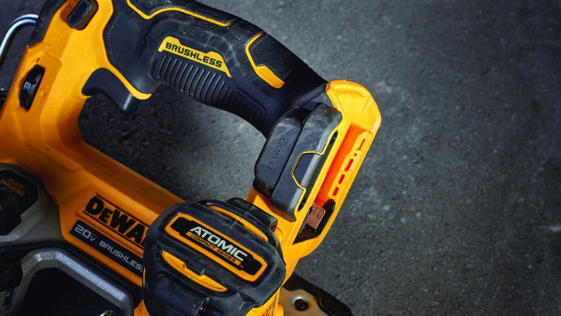 DEWALT DCS377B ATOMIC 20V MAX Brushless Cordless 1-3/4-in. Compact Bandsaw, Tool Only