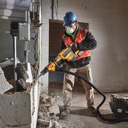 DeWalt DCH614X2 60V MAX 1-3/4 in. Brushless Cordless SDS MAX Combination Rotary Hammer 9.0Ah Kit