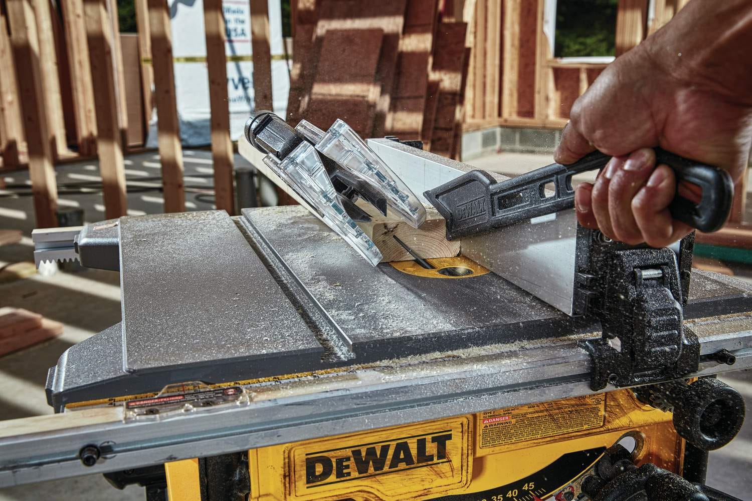 DeWalt DWE7485 8-1/4" Compact Jobsite Tablesaw