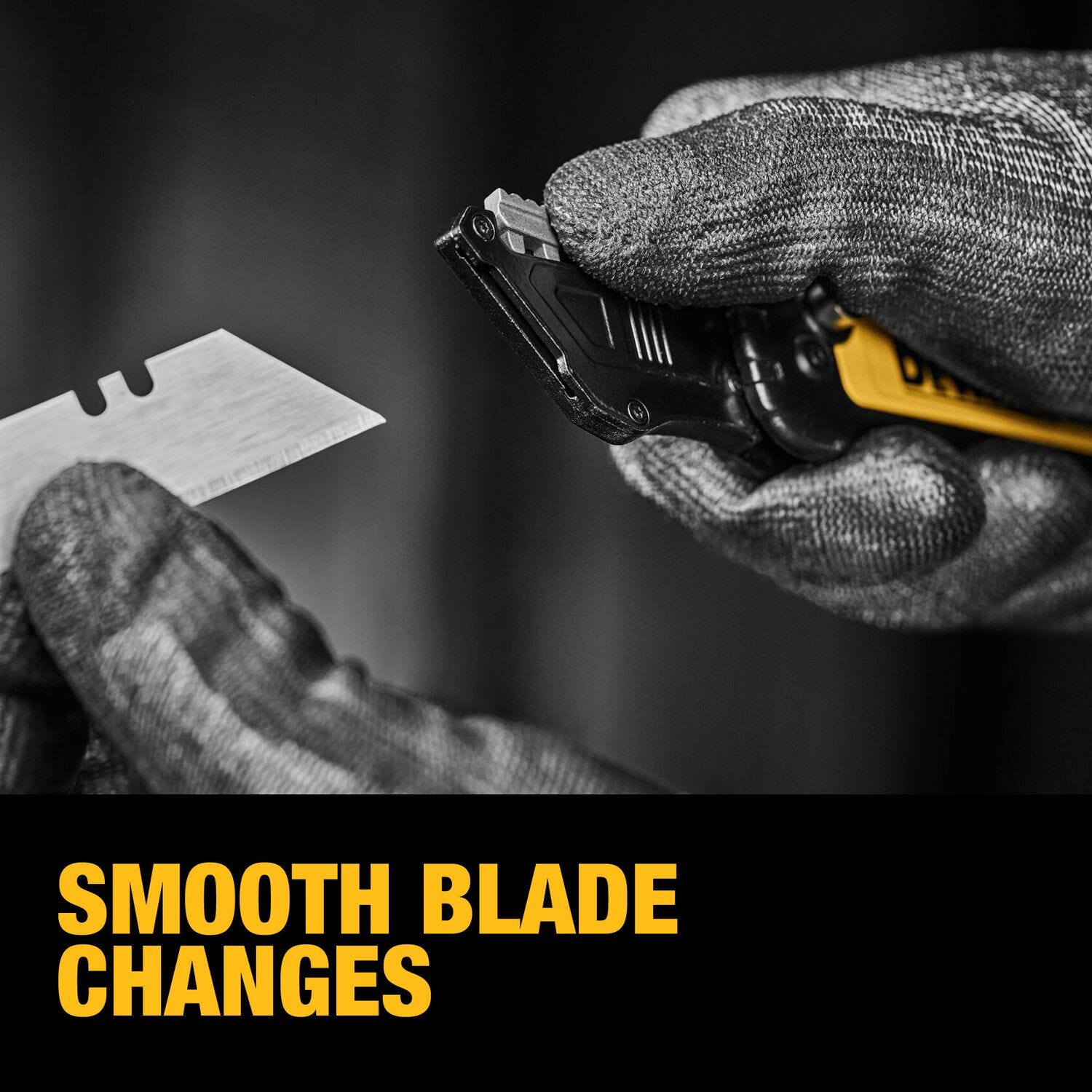 DeWalt DWHT10991 Push & Flip Folding Utility Knife