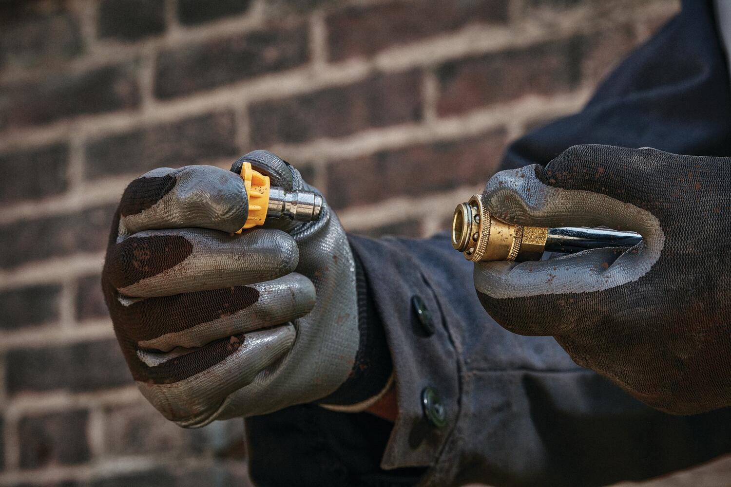 DeWalt DWPW2400 2400-PSI 13-Amp Electric Cold-Water Pressure Washer