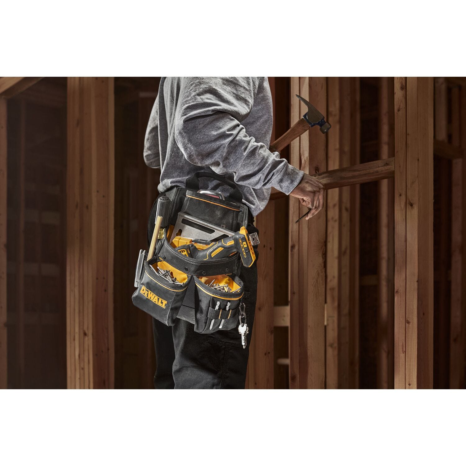 DeWalt DWST540201 Professional Nail Pouch