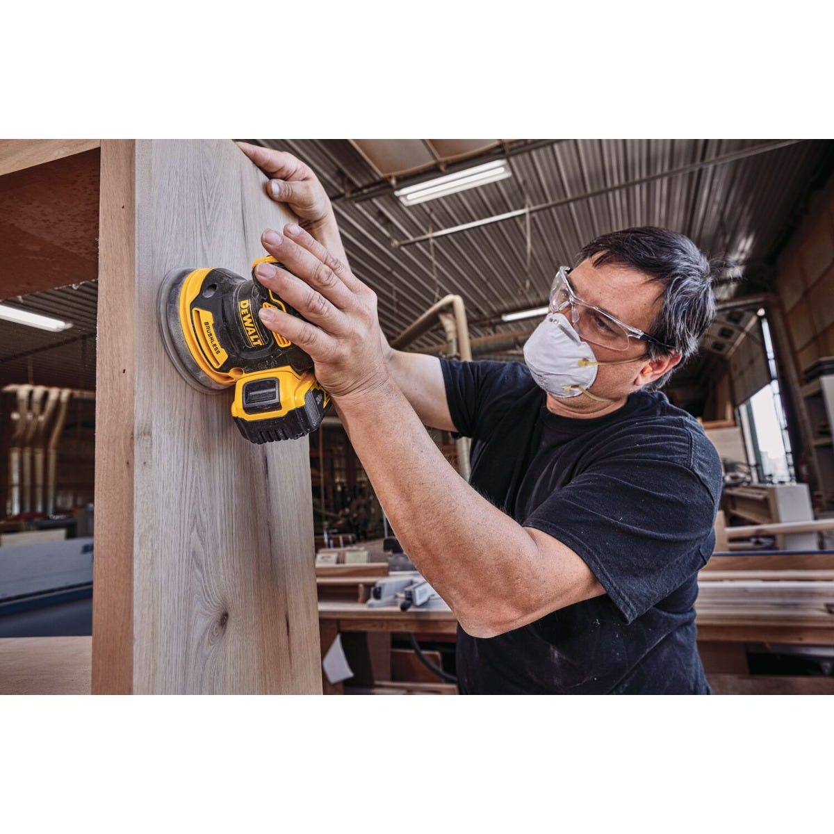 DeWalt DCK202P1 20V MAX XR Brushless 2-Tool Woodworking Kit