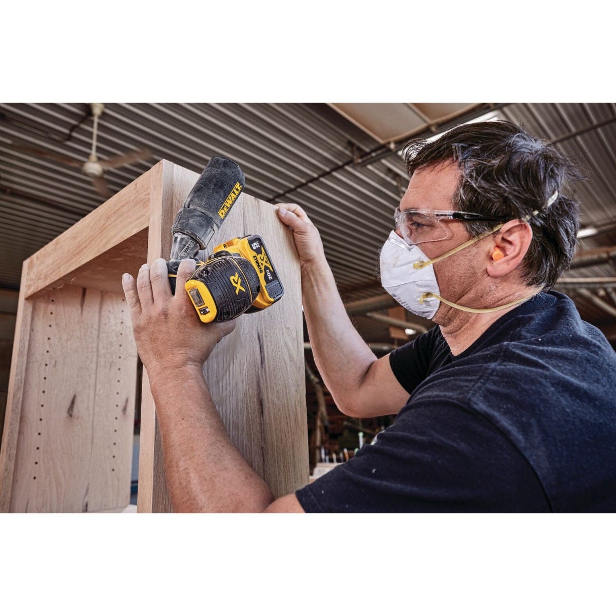 DeWalt DCK202P1 20V MAX XR Brushless 2-Tool Woodworking Kit