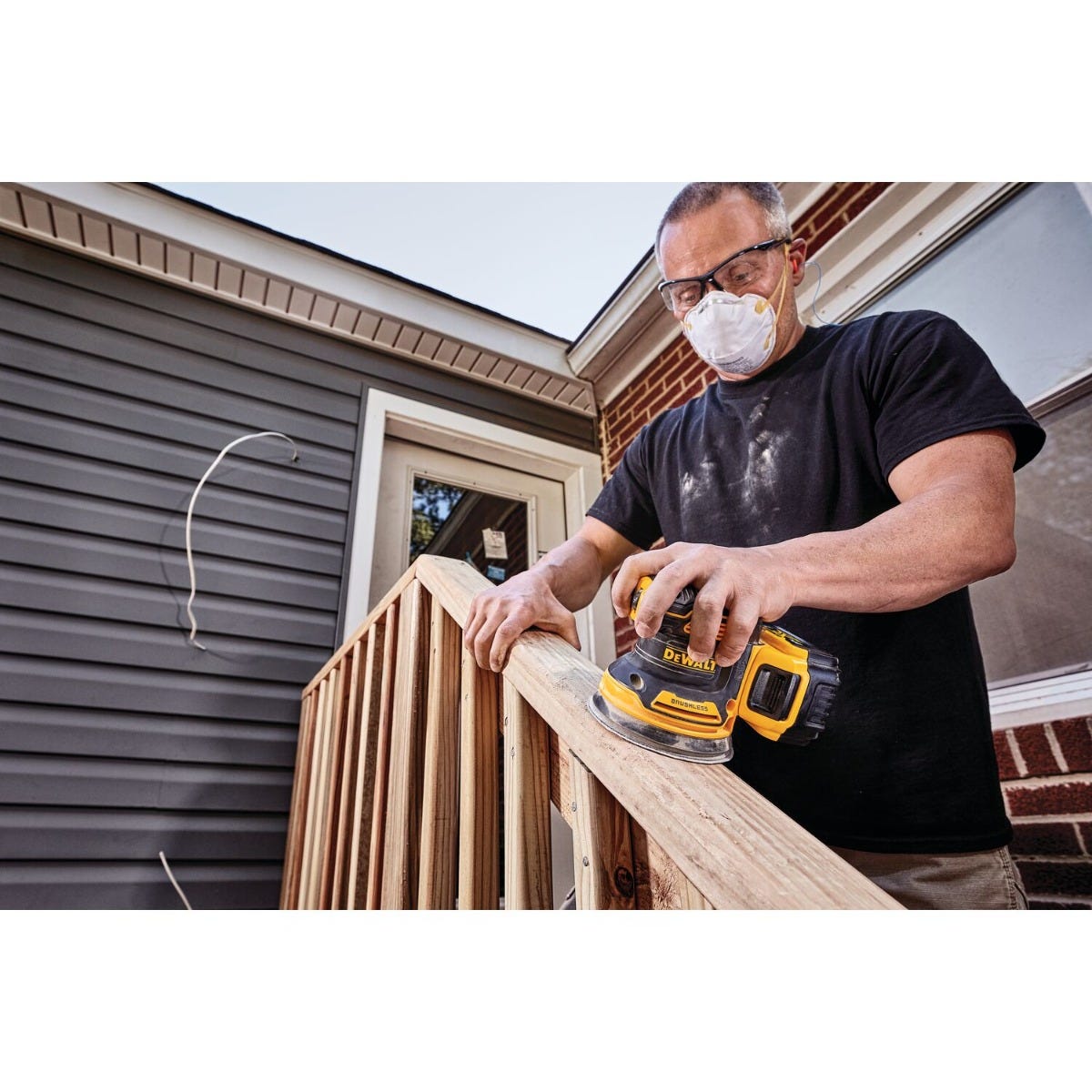 DeWalt DCK202P1 20V MAX XR Brushless 2-Tool Woodworking Kit