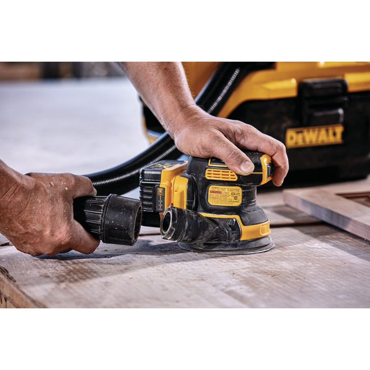 DeWalt DCK202P1 20V MAX XR Brushless 2-Tool Woodworking Kit