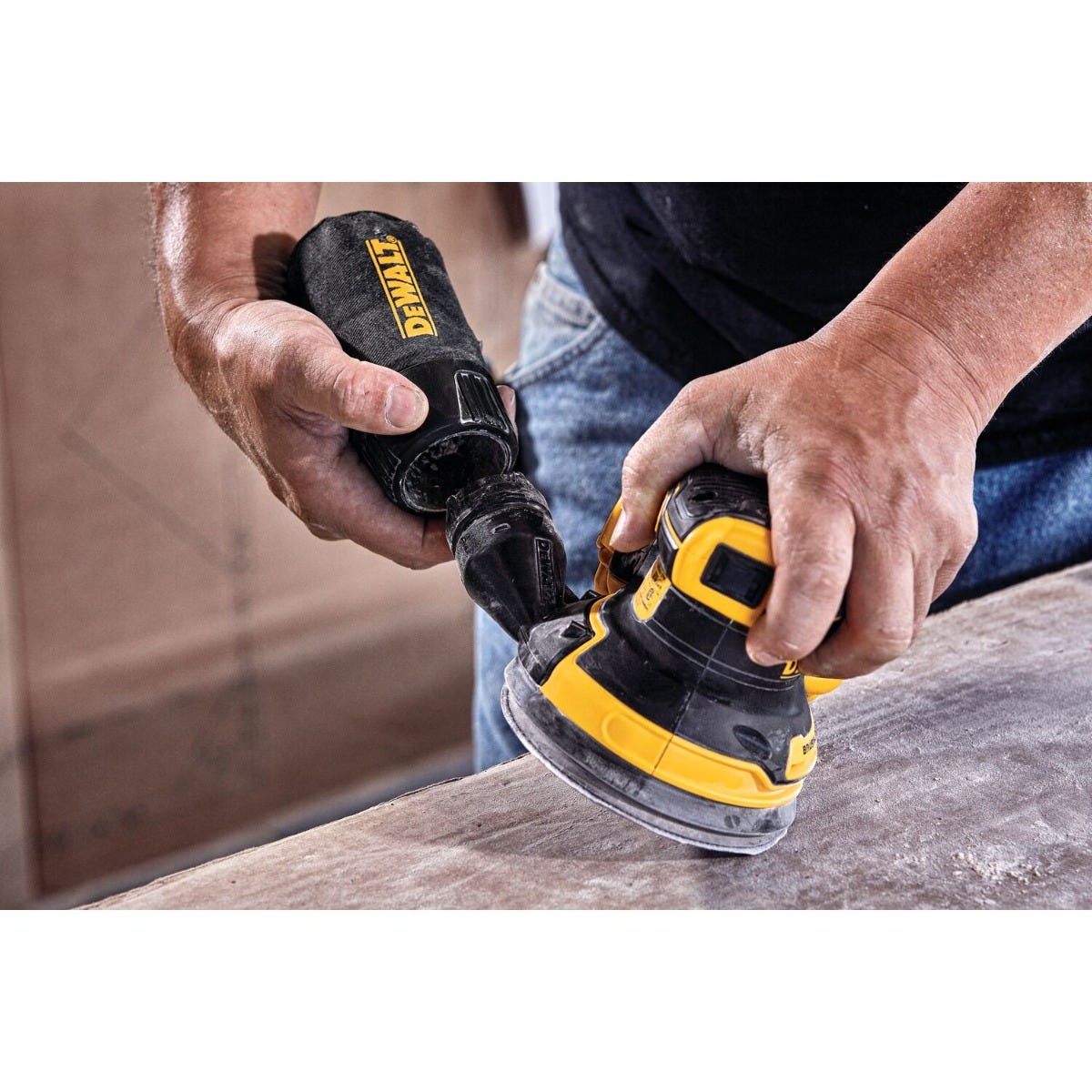 DeWalt DCK202P1 20V MAX XR Brushless 2-Tool Woodworking Kit