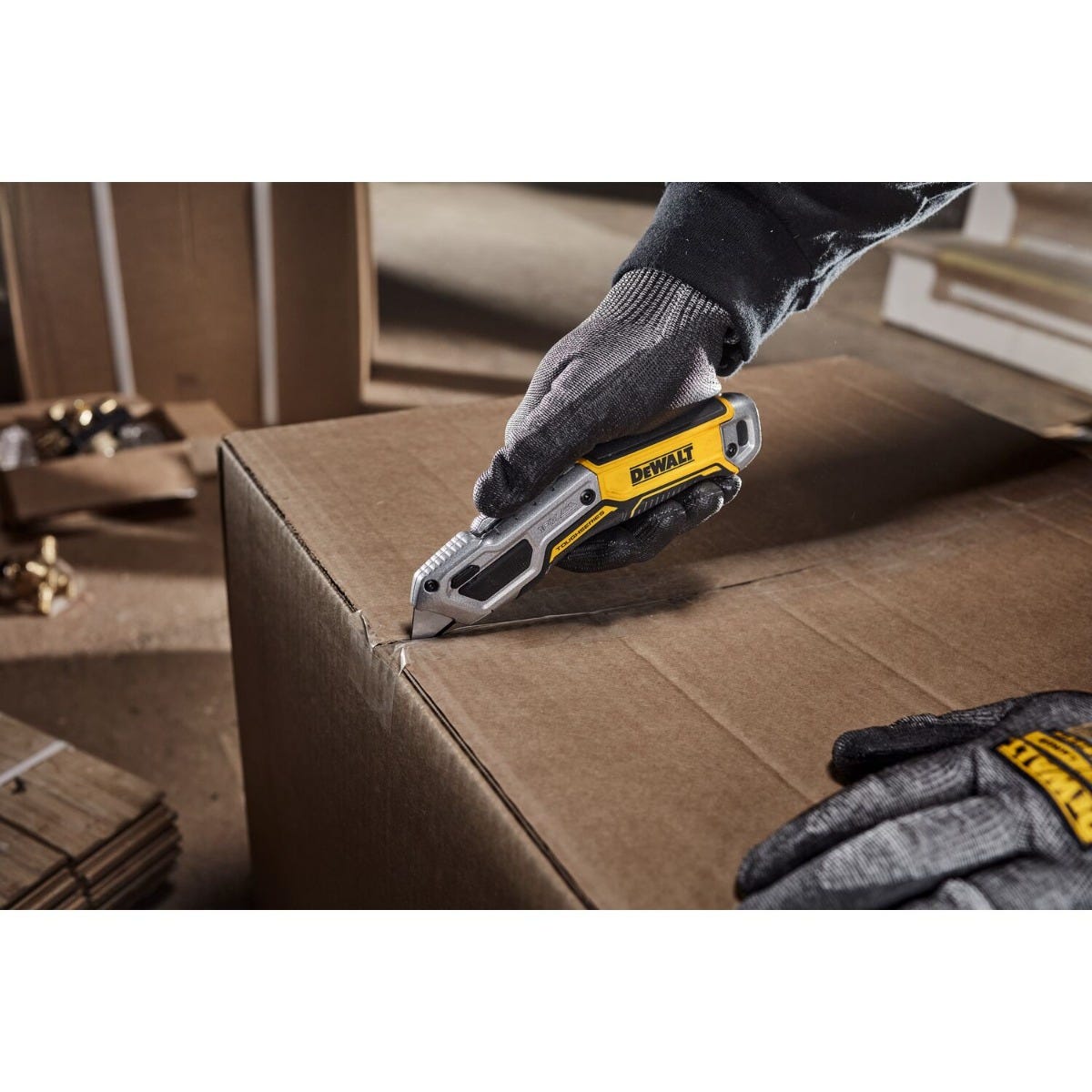 DeWalt DWHT10999 TOUGHSERIES Retractable Utility Knife