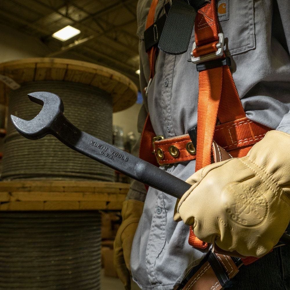 Klein 3212 Spud Wrench 1-1/4-Inch Nominal Opening for Heavy Nut