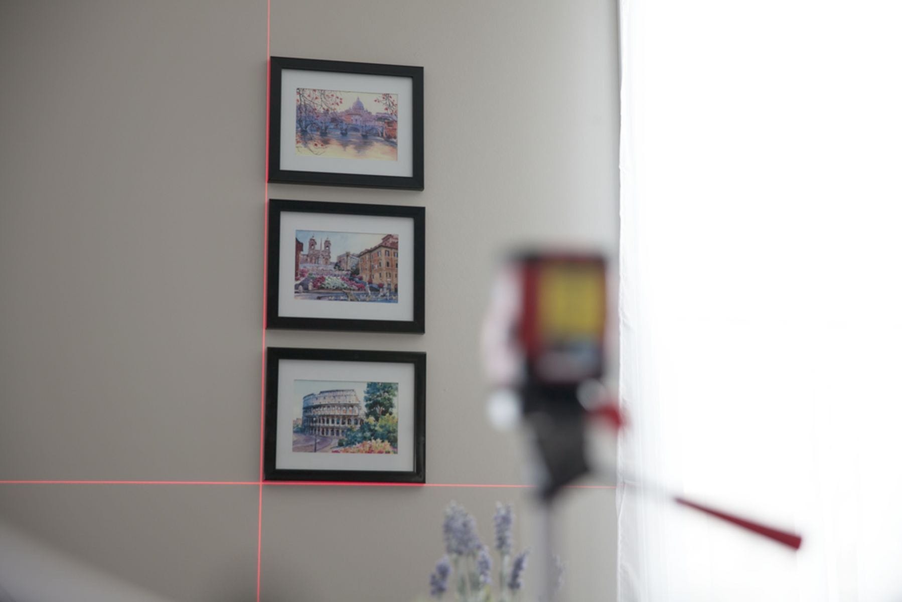 SKIL LL932301 Self-leveling Red Cross Line Laser