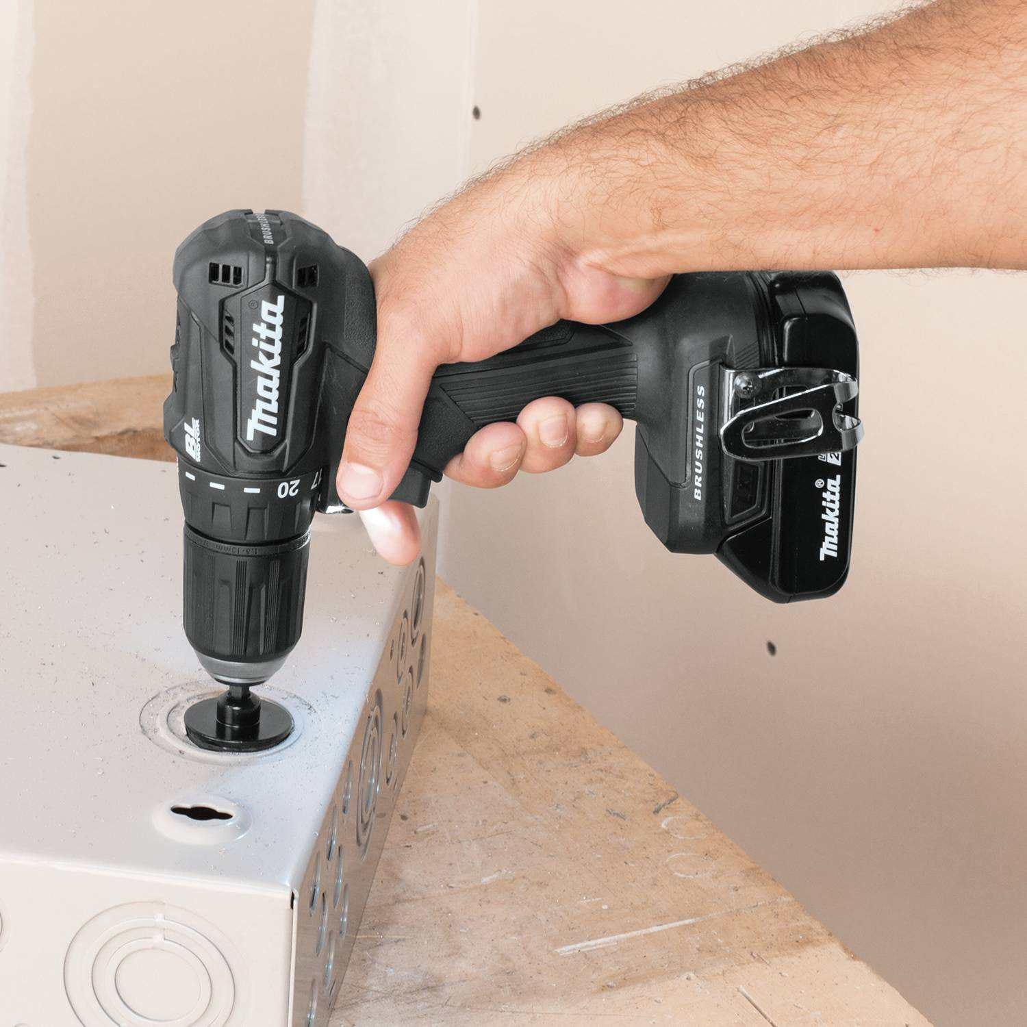 Makita XFD11R1B 18V LXT Sub-Compact Brushless Cordless 1/2-Inch Driver-Drill 2.0Ah Kit