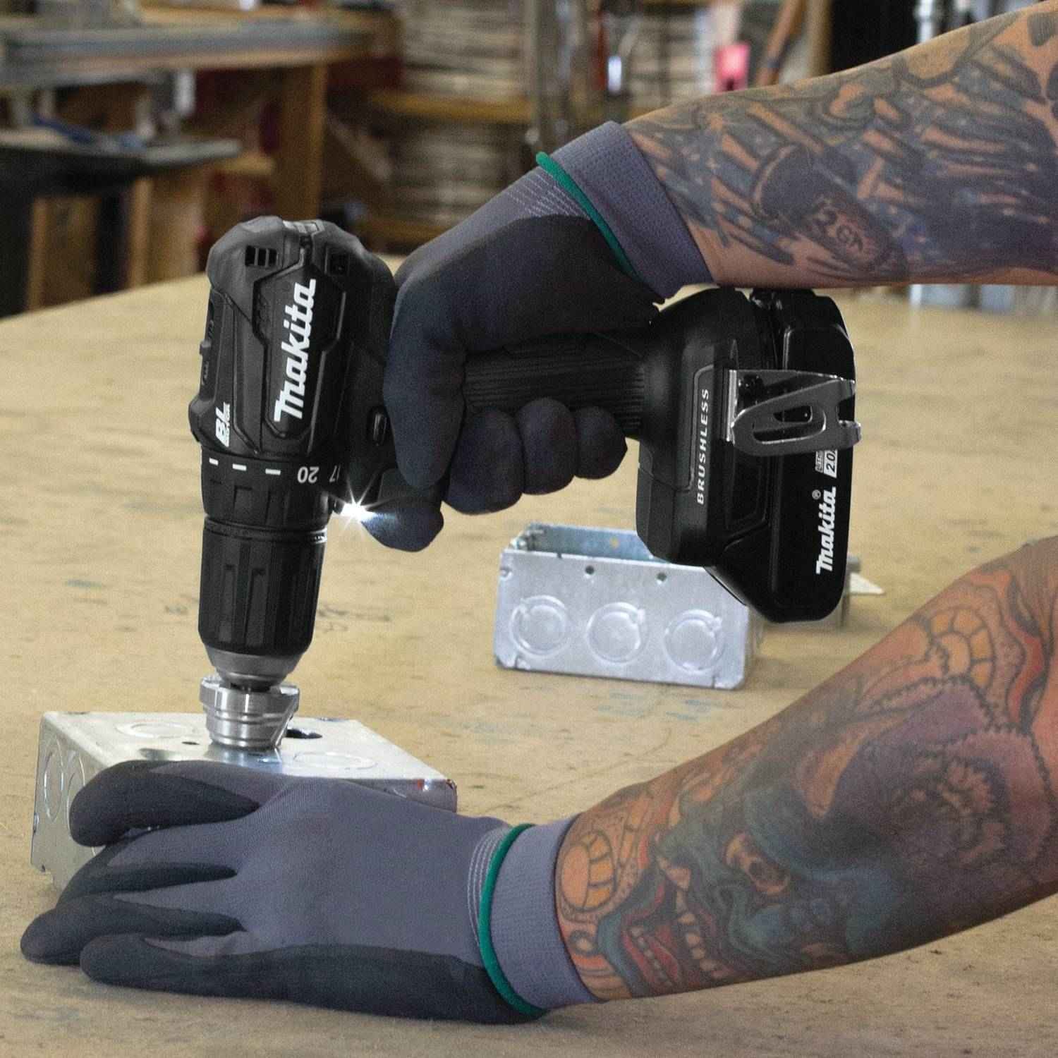 Makita XFD11R1B 18V LXT Sub-Compact Brushless Cordless 1/2-Inch Driver-Drill 2.0Ah Kit