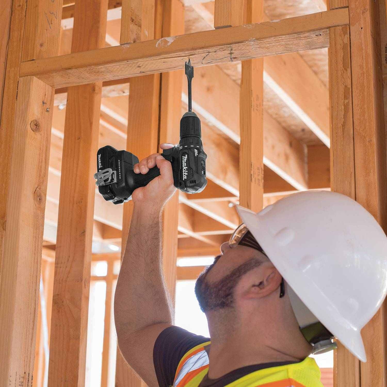 Makita XFD11R1B 18V LXT Sub-Compact Brushless Cordless 1/2-Inch Driver-Drill 2.0Ah Kit