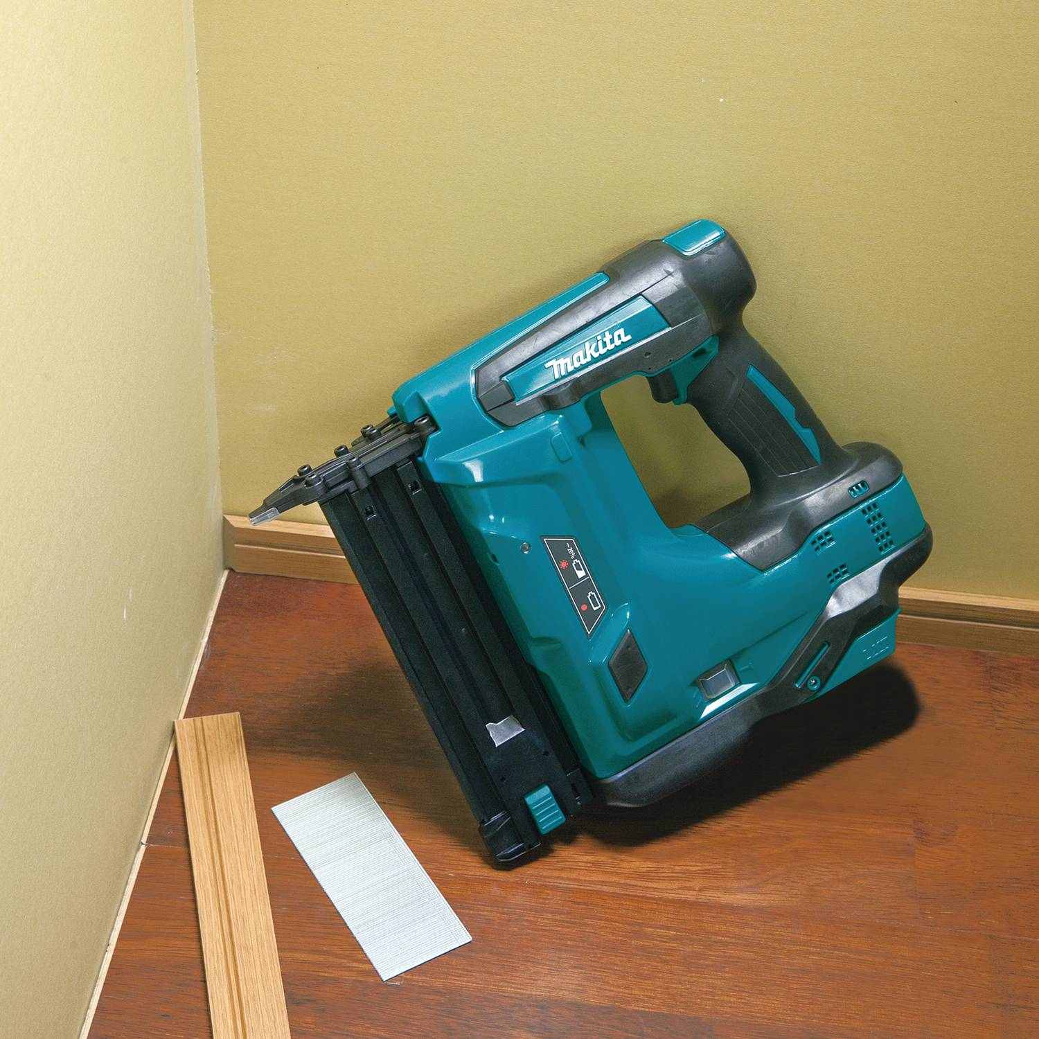 Makita XNB01Z 18V LXT Lithium-Ion Cordless 2" Brad Nailer, 18 Ga., Tool Only