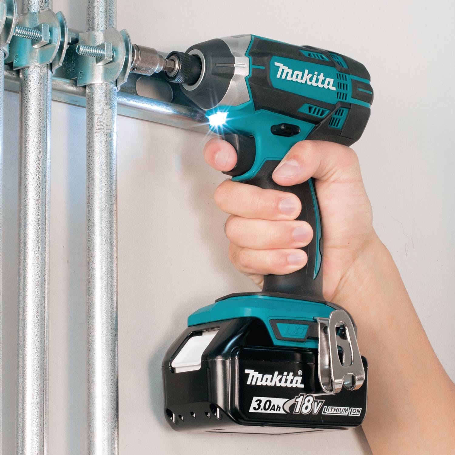 Makita XT614SX1 18V LXT Lithium-Ion Cordless 6-Piece Combo 3.0Ah Kit