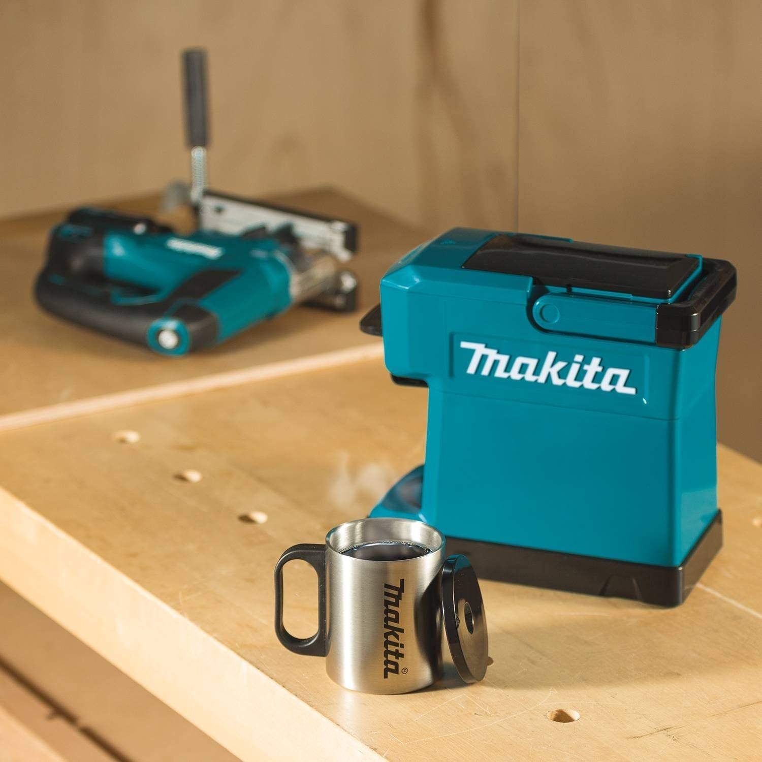 Makita DCM501Z 18V LXT / 12V max CXT Lithium-Ion Cordless Coffee Maker, Tool Only