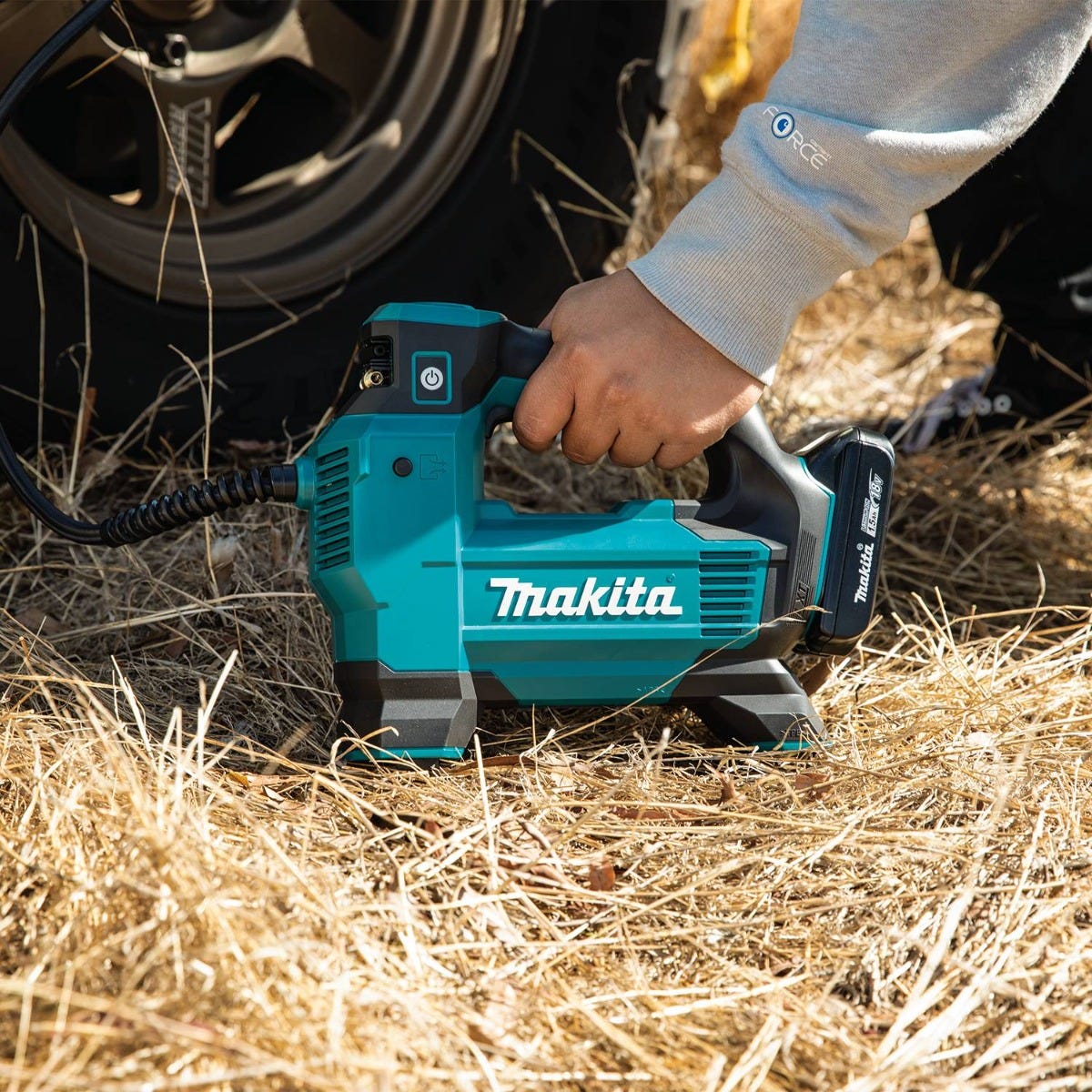 Makita DMP181SYX 18V LXT Lithium-Ion Cordless High-Pressure Inflator Kit (1.5Ah)