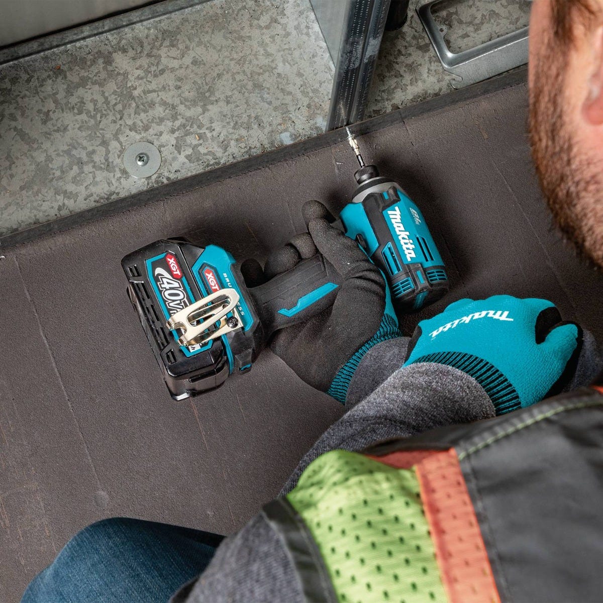 Makita GT201M1D1 40V max XGT Brushless Cordless 2-Pc. Combo Kit (2.5Ah/4.0Ah)
