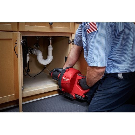 Milwaukee 2772A-21 M18 Fuel Drain Snake W/ Cable Drive 2.0Ah Kit