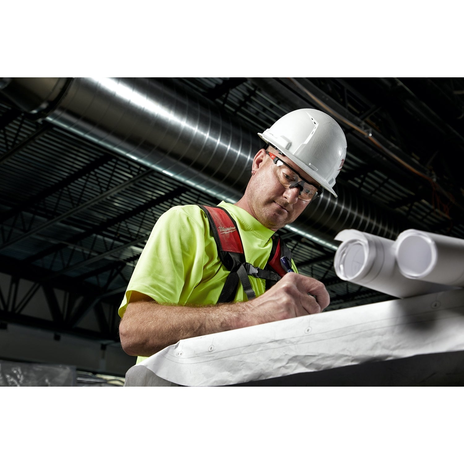 Milwaukee 48-73-2209 Safety Glasses with 3.0x Magnified Clear Anti-Scratch Lenses, Polybag