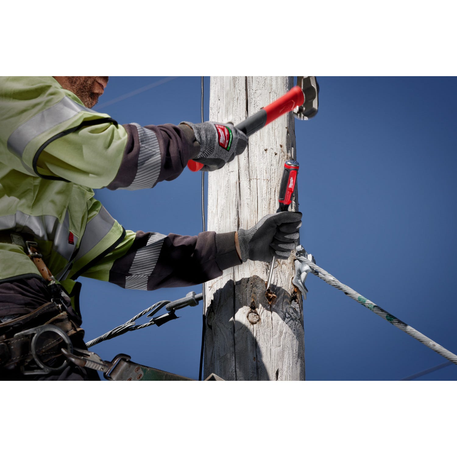 Milwaukee MT210 3/8" Slotted 8" Cushion Grip Demolition Screwdriver (USA)