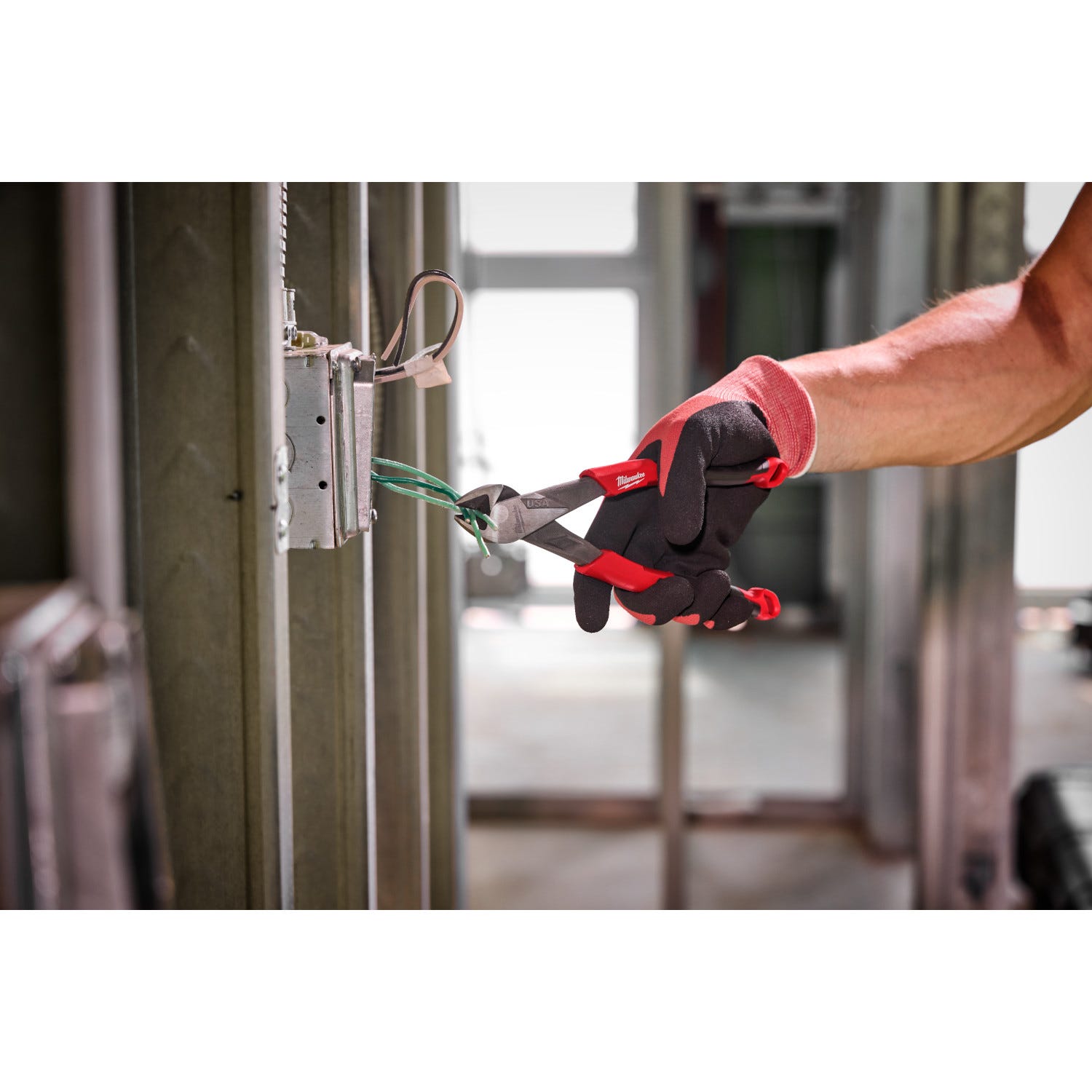 Milwaukee MT556 6" Diagonal Comfort Grip Cutting Pliers (Made in the USA)