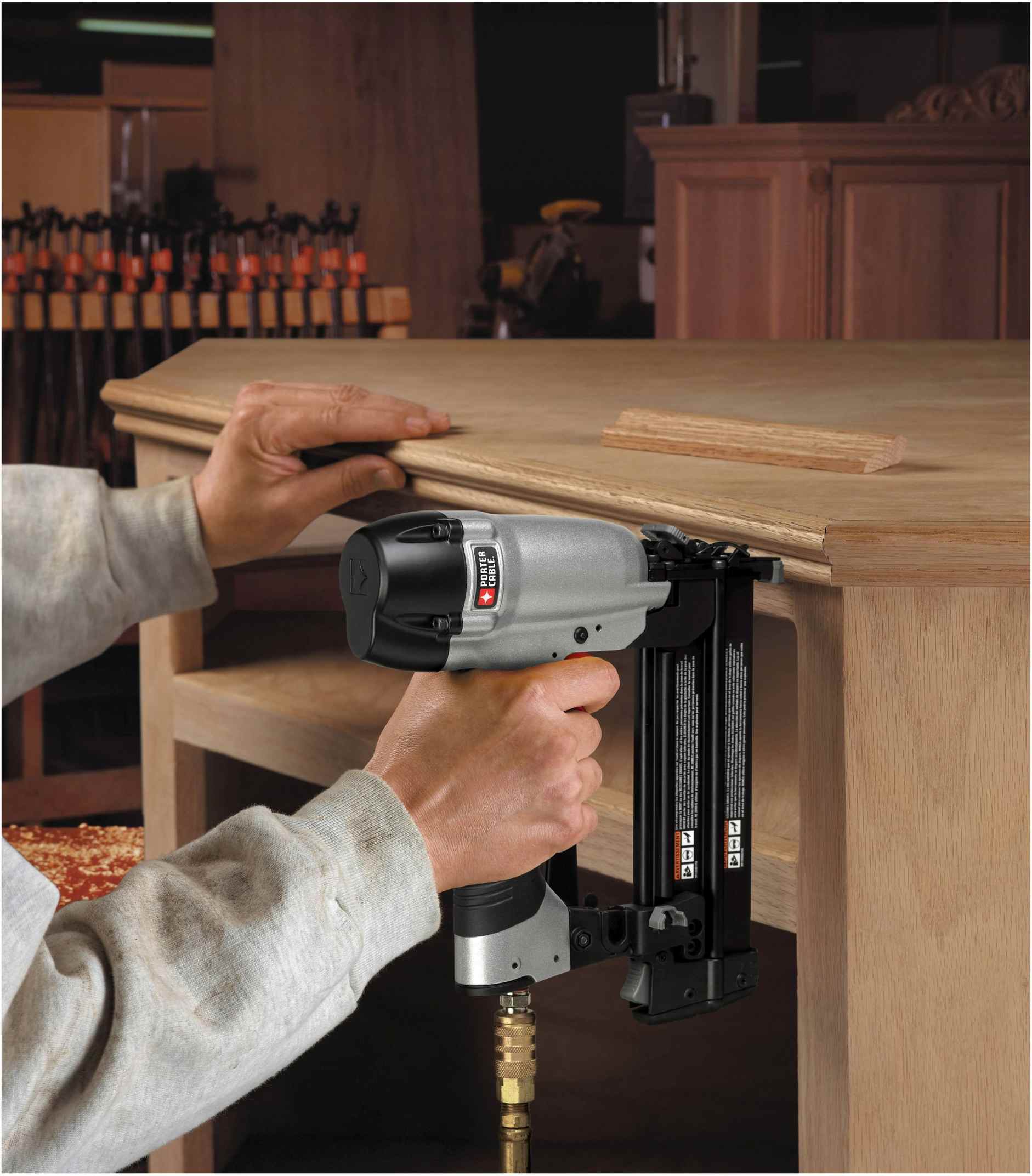 Porter Cable BN200C 18-Gauge 2" Brad Nailer Kit