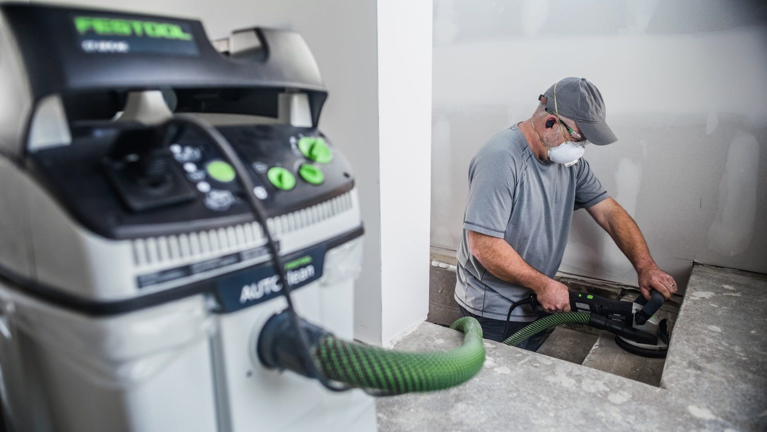 Festool 577048 RENOFIX RG 130 ECI-Plus Surface Restoration Grinder Set