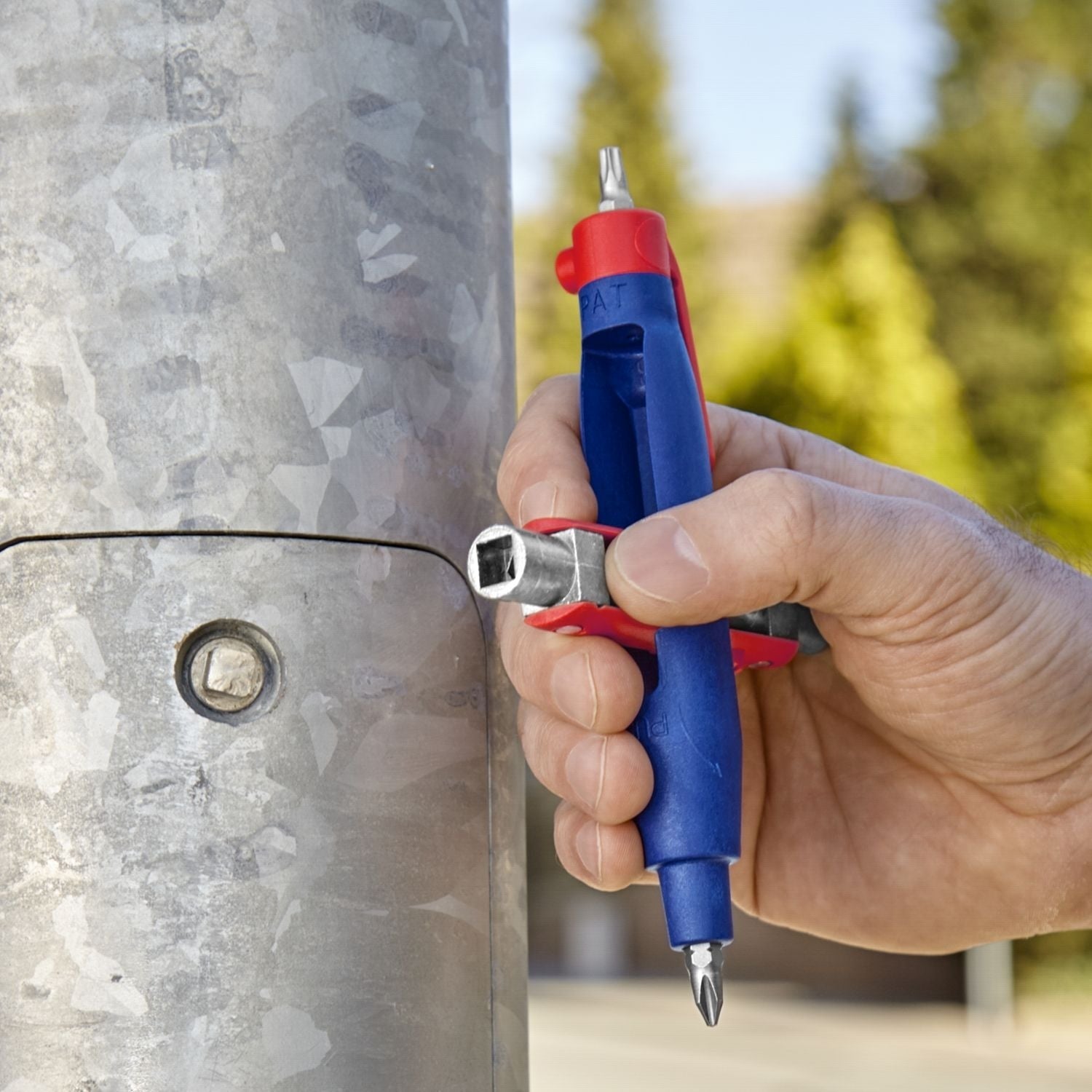 Knipex 00 11 07 Universal Control Cabinet Key-Pen Style