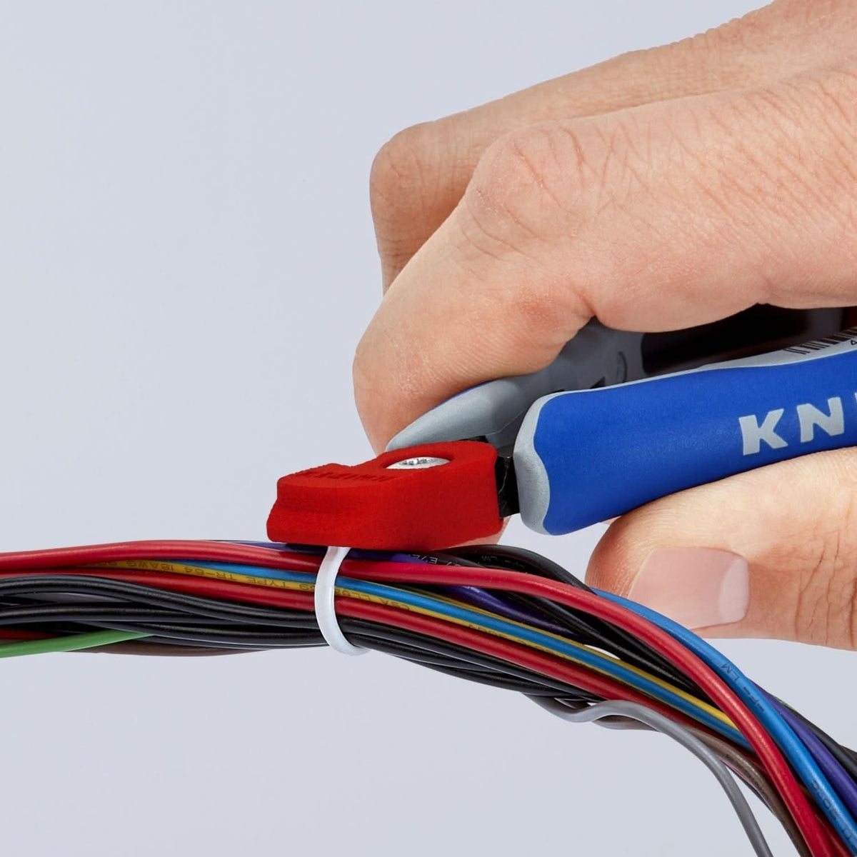 Knipex 00 11 V79 Material Catcher For 79 02 125 and 79 22 125