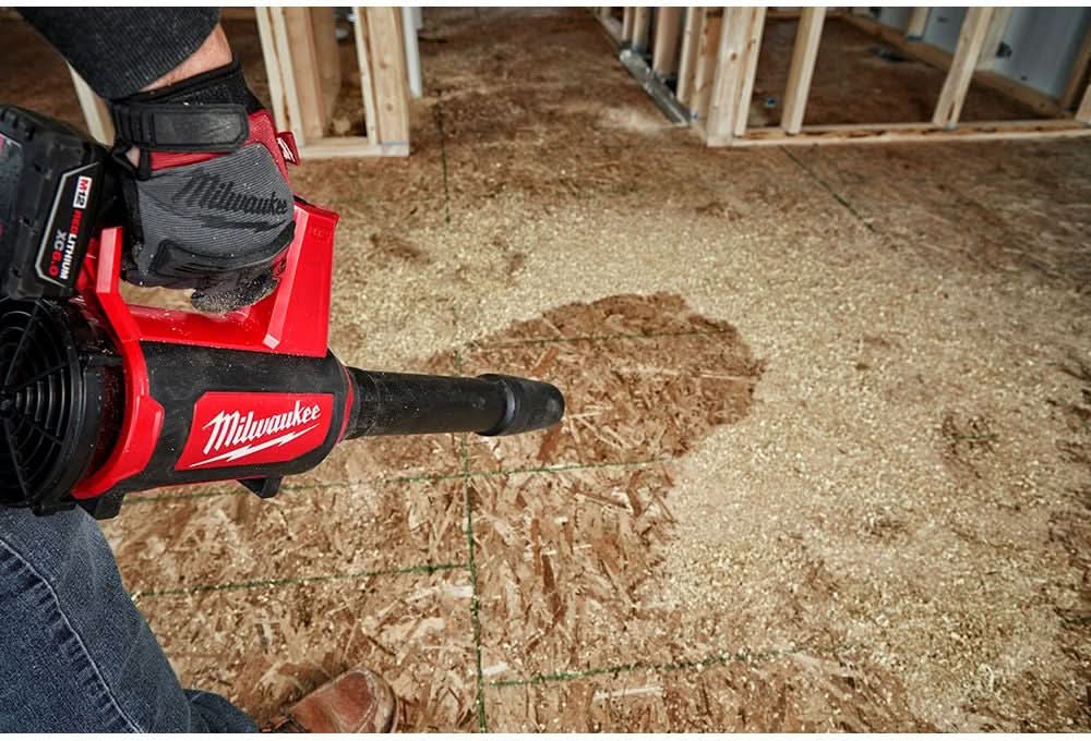 Milwaukee 0852-20 M12 Compact 175 CFM / 110 MPH Spot Blower, Tool Only (PROMO)