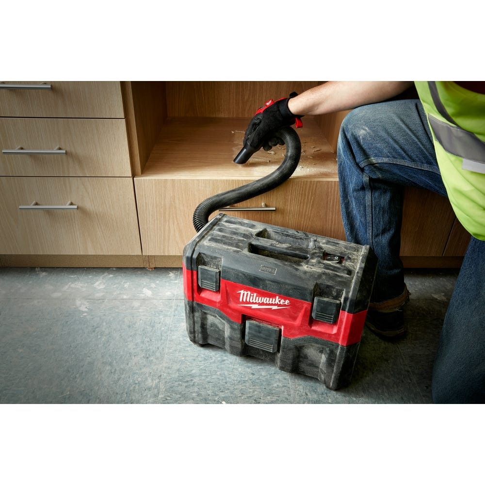 Milwaukee 0880-20 M18 Cordless Wet/Dry Vacuum