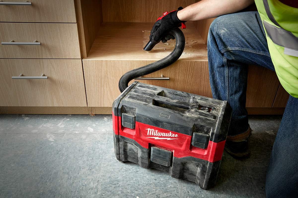 Milwaukee 0880-20 M18 Cordless Wet/Dry Vacuum (PROMO)